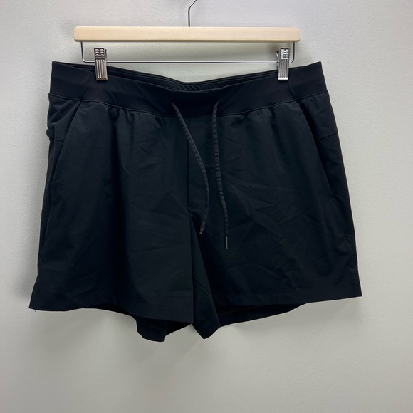 Lululemon Zeroed In Linerless Short 5” Mens XL Black Workout Gym Performance - Picture 1 of 10